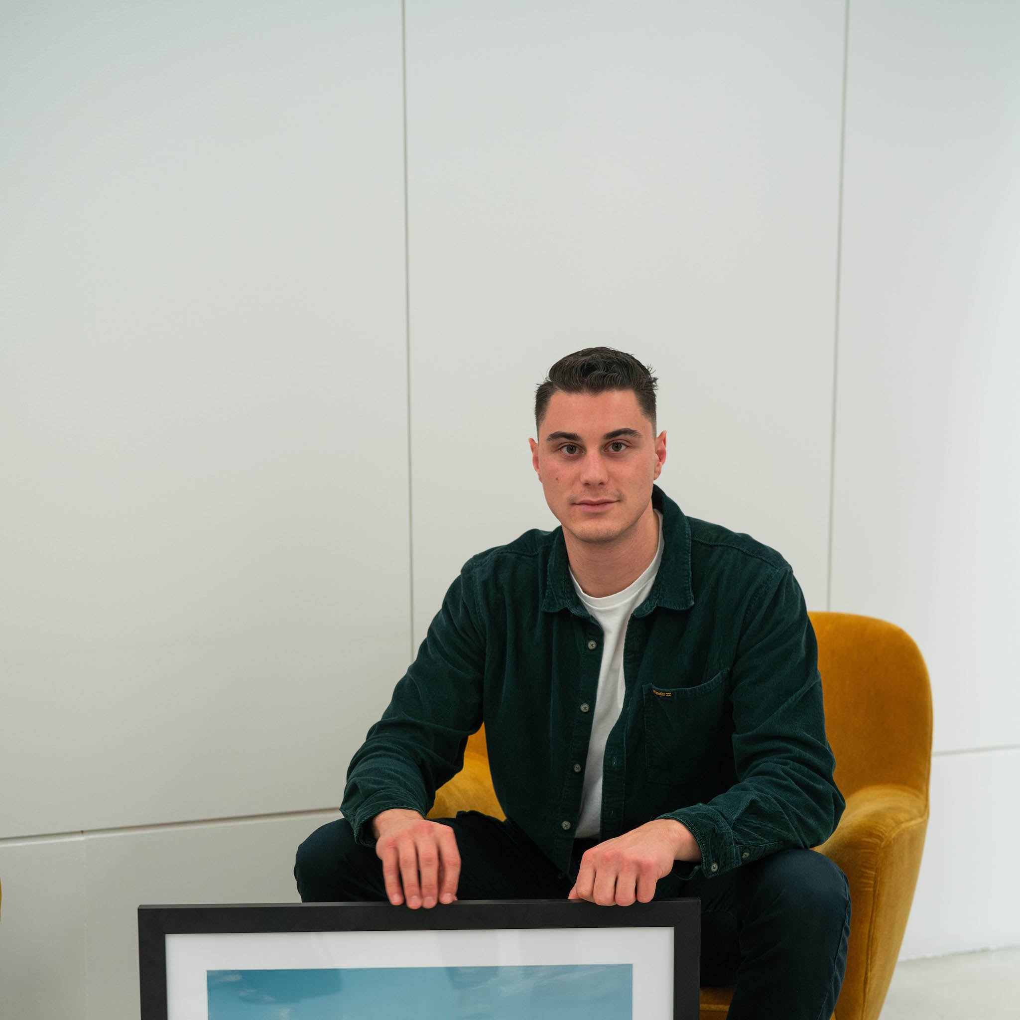 Meet the Artist: Sol Rapson – Midnight Station Gallery