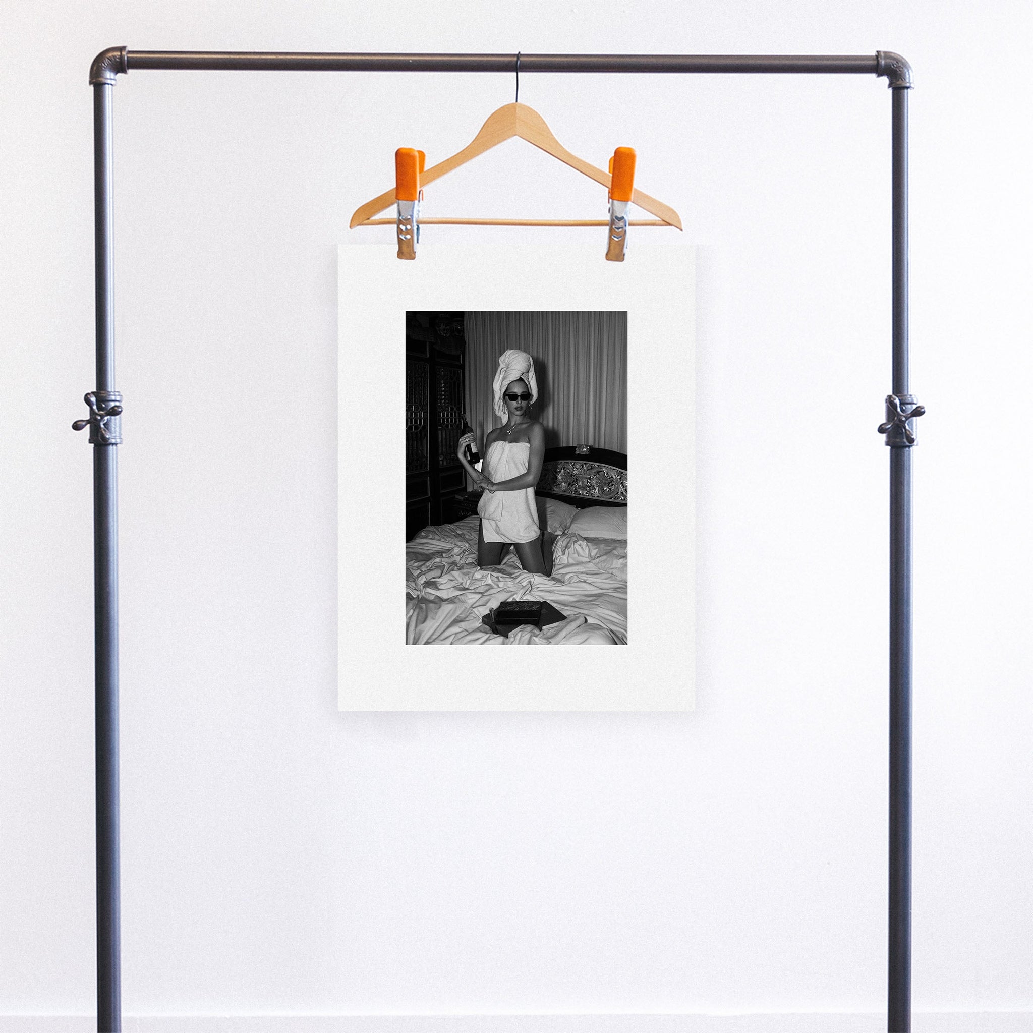 no frame~Medium