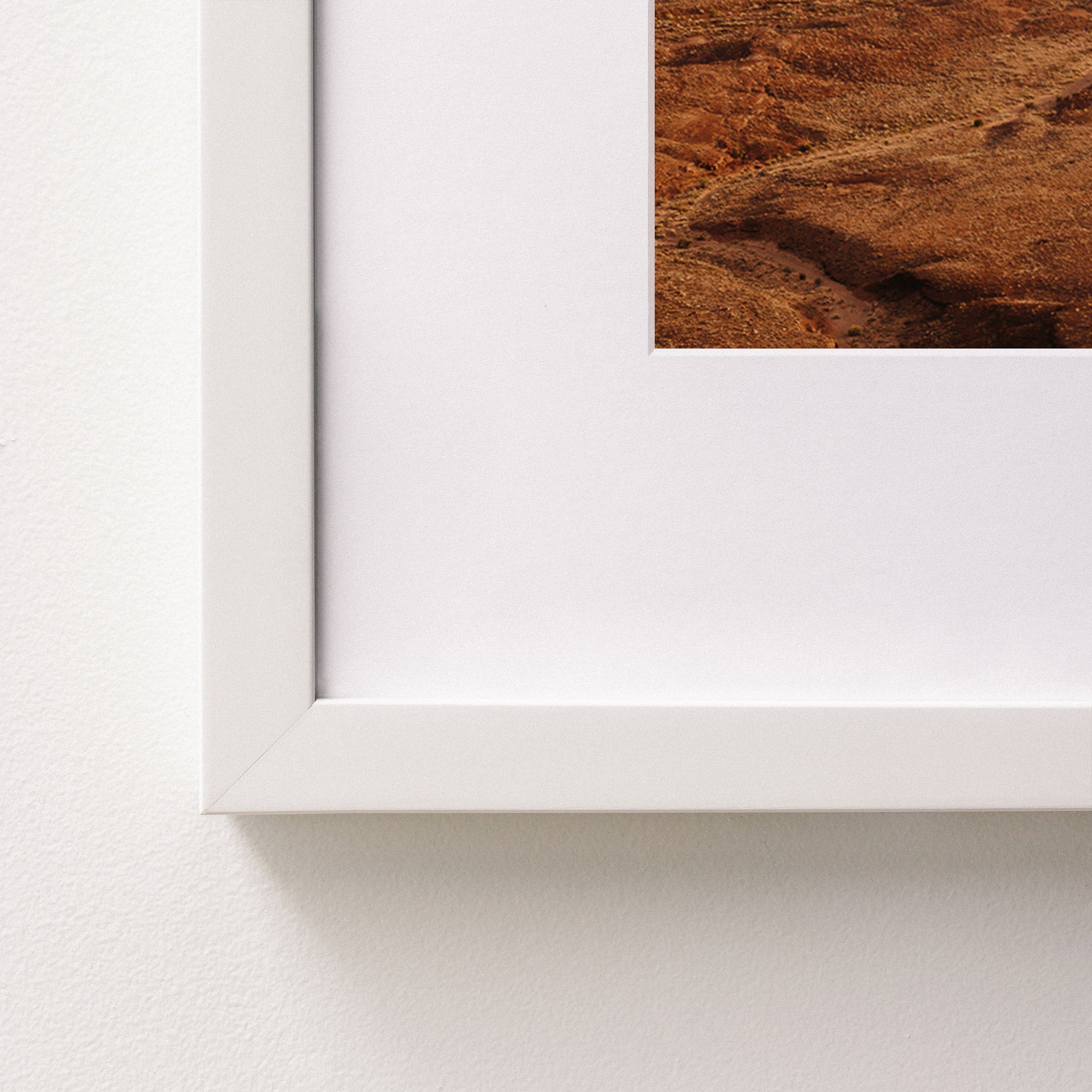 white~Medium
