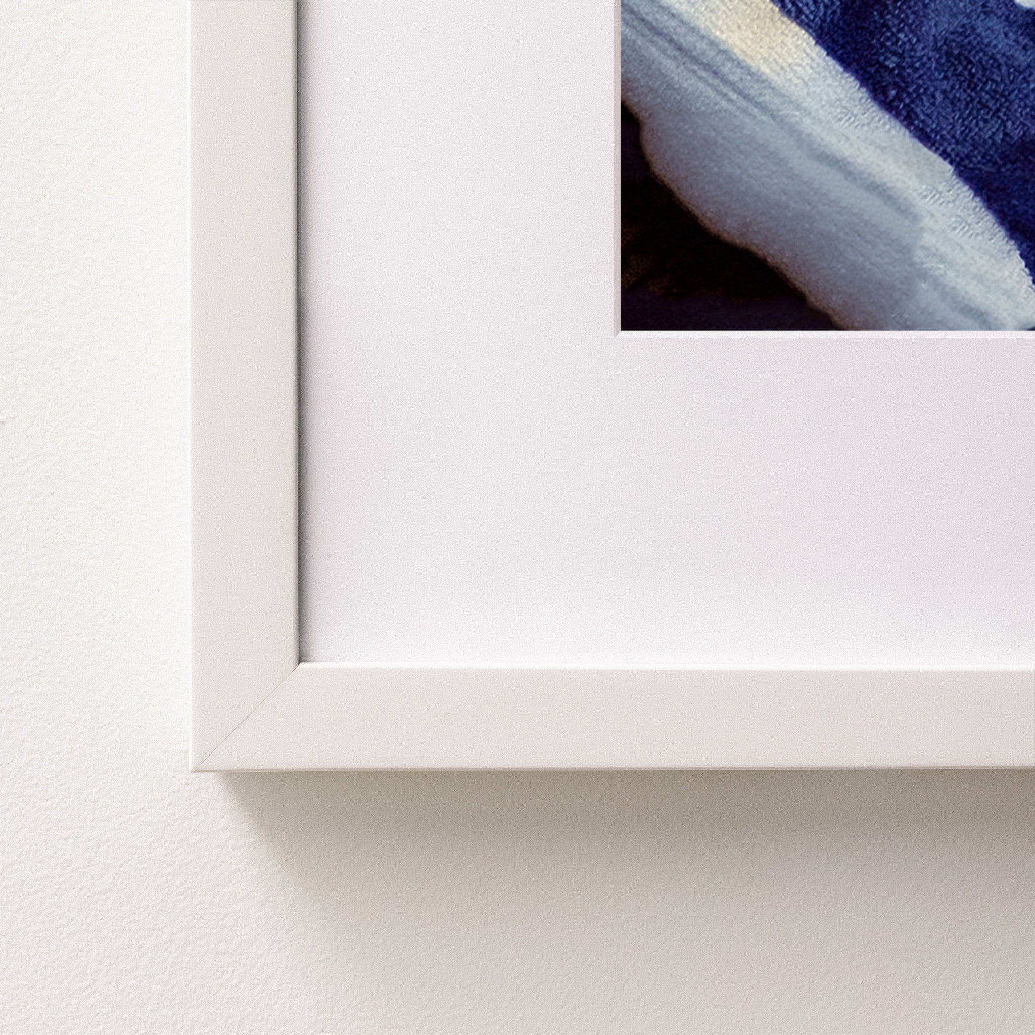 white~Medium