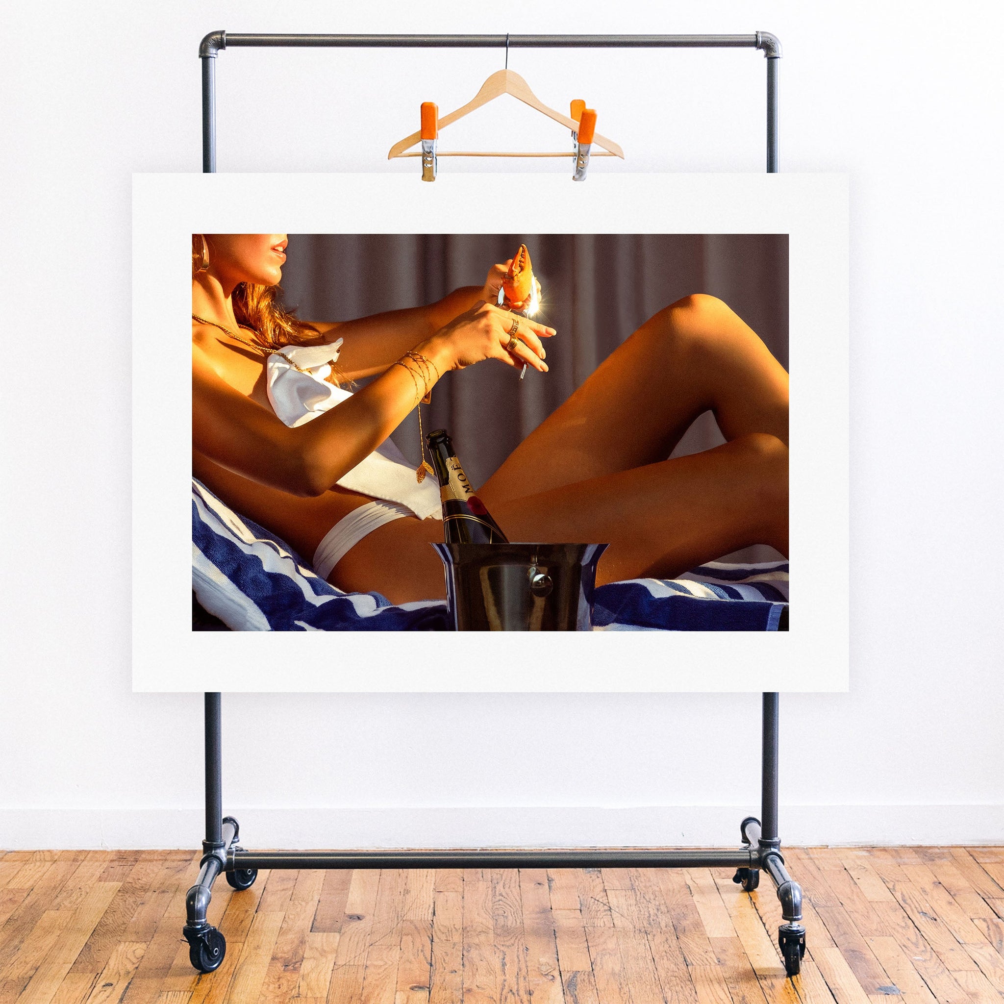 no frame~Executive