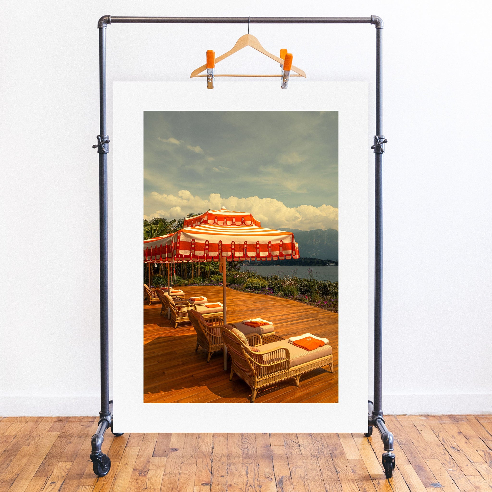 no frame~Executive