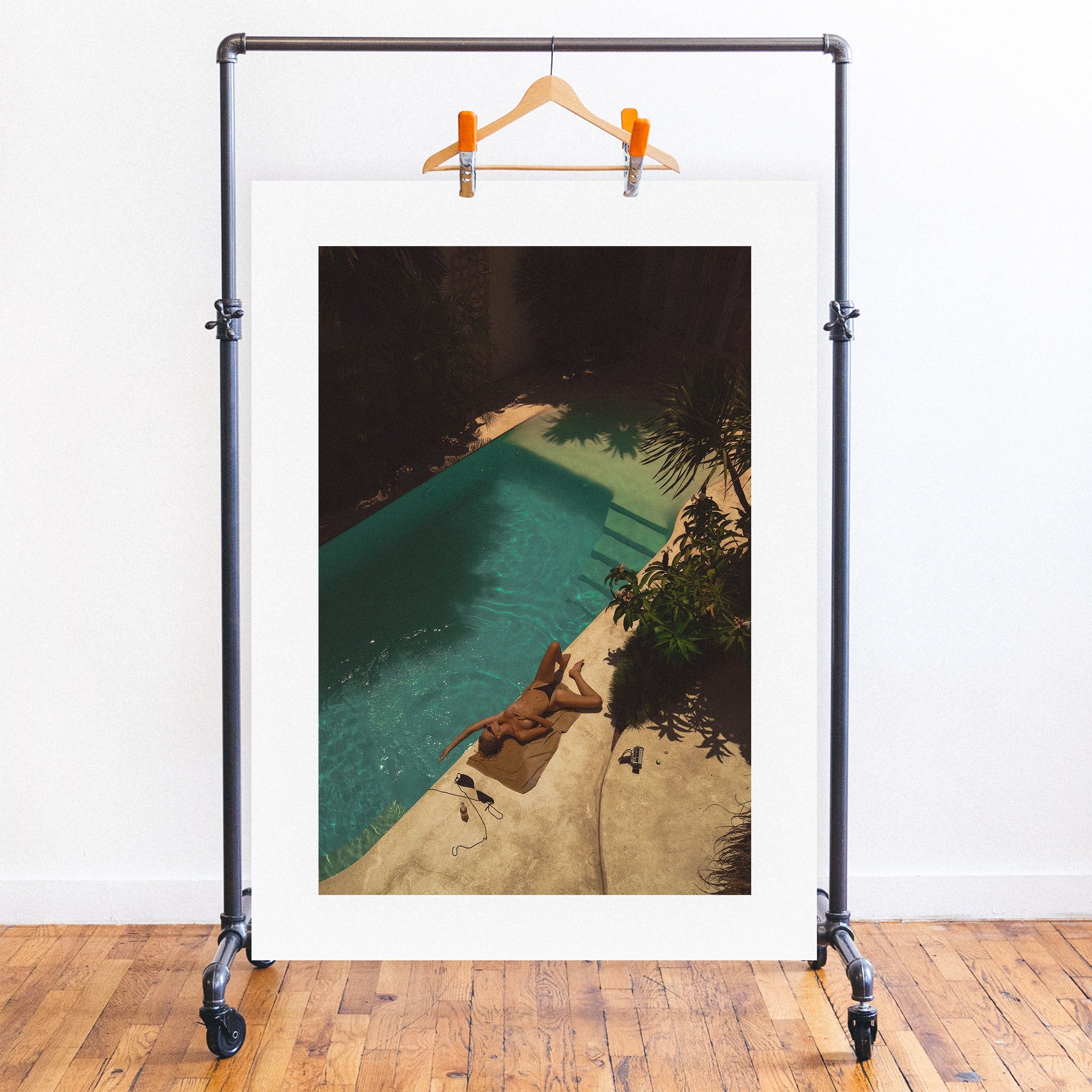 no frame~Executive