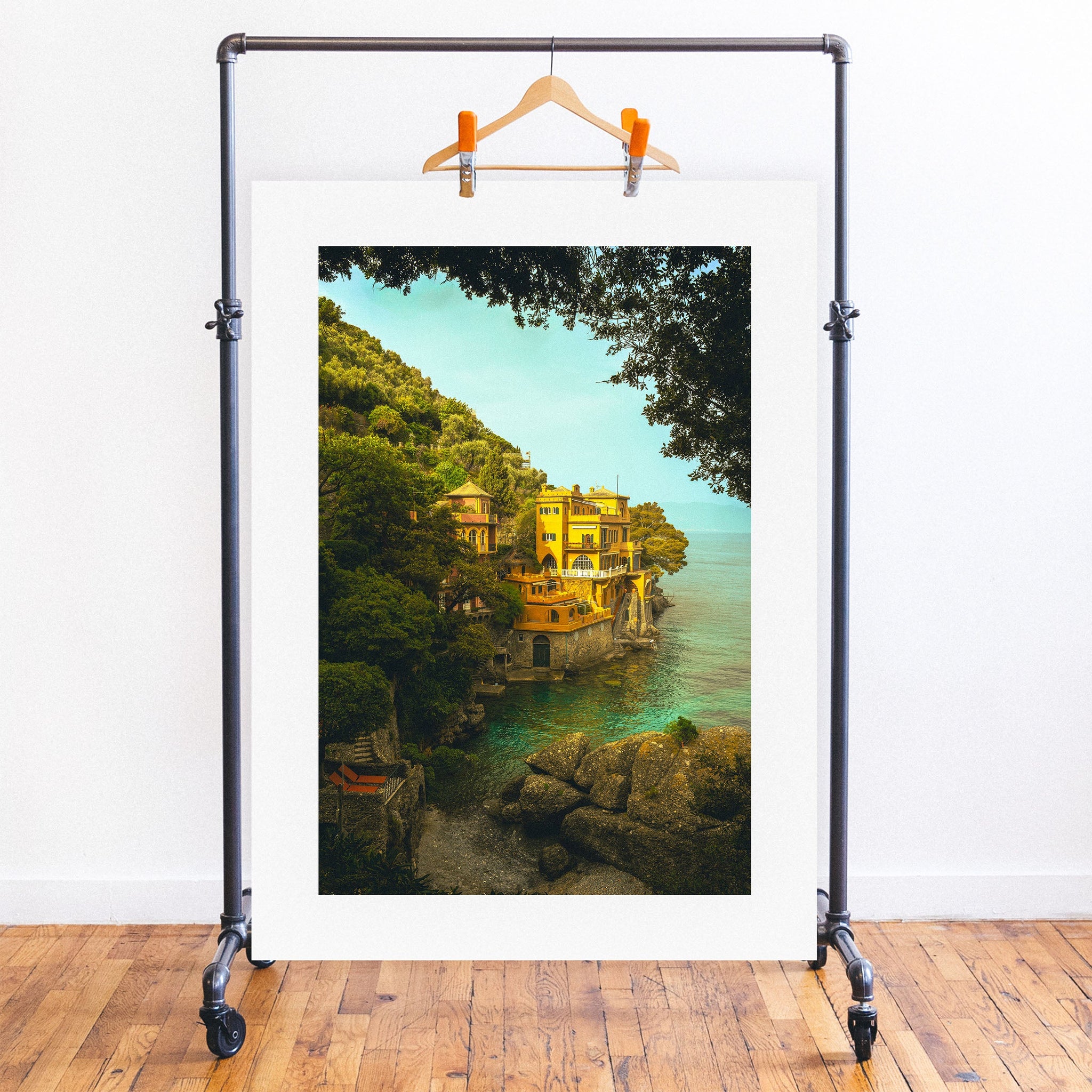 no frame~Executive