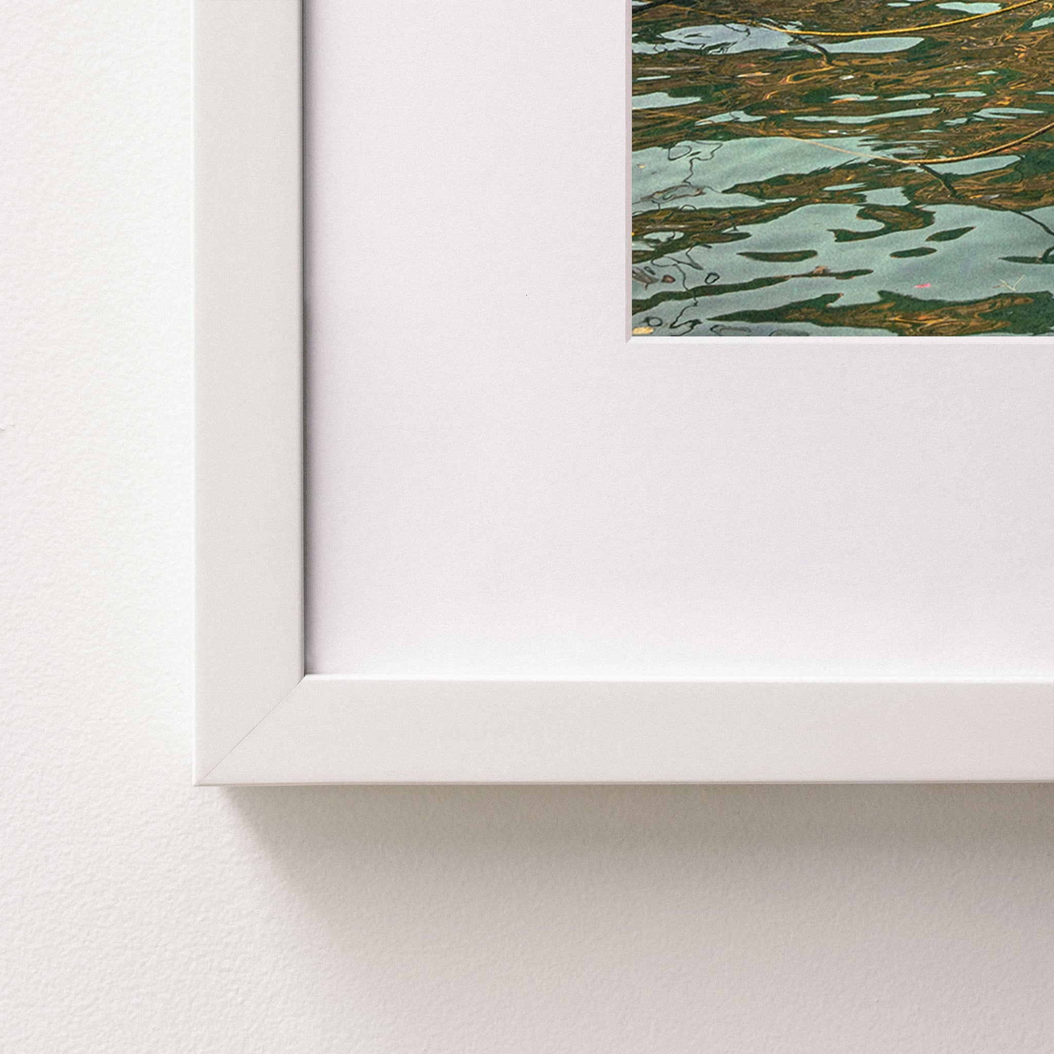 white~Medium