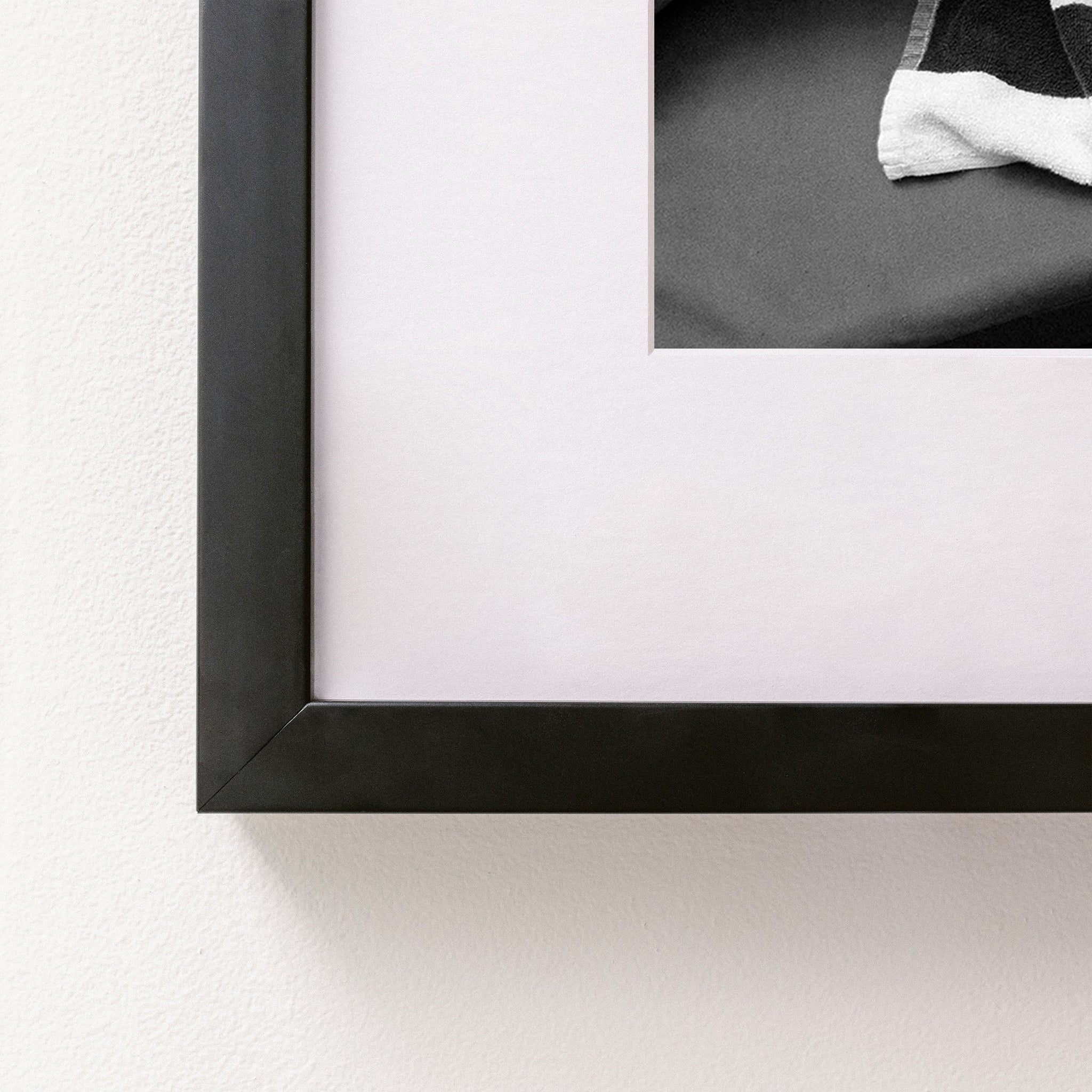 black~Medium