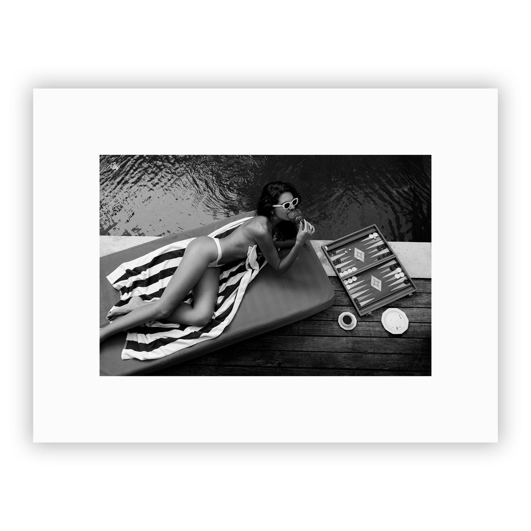 no frame~Medium