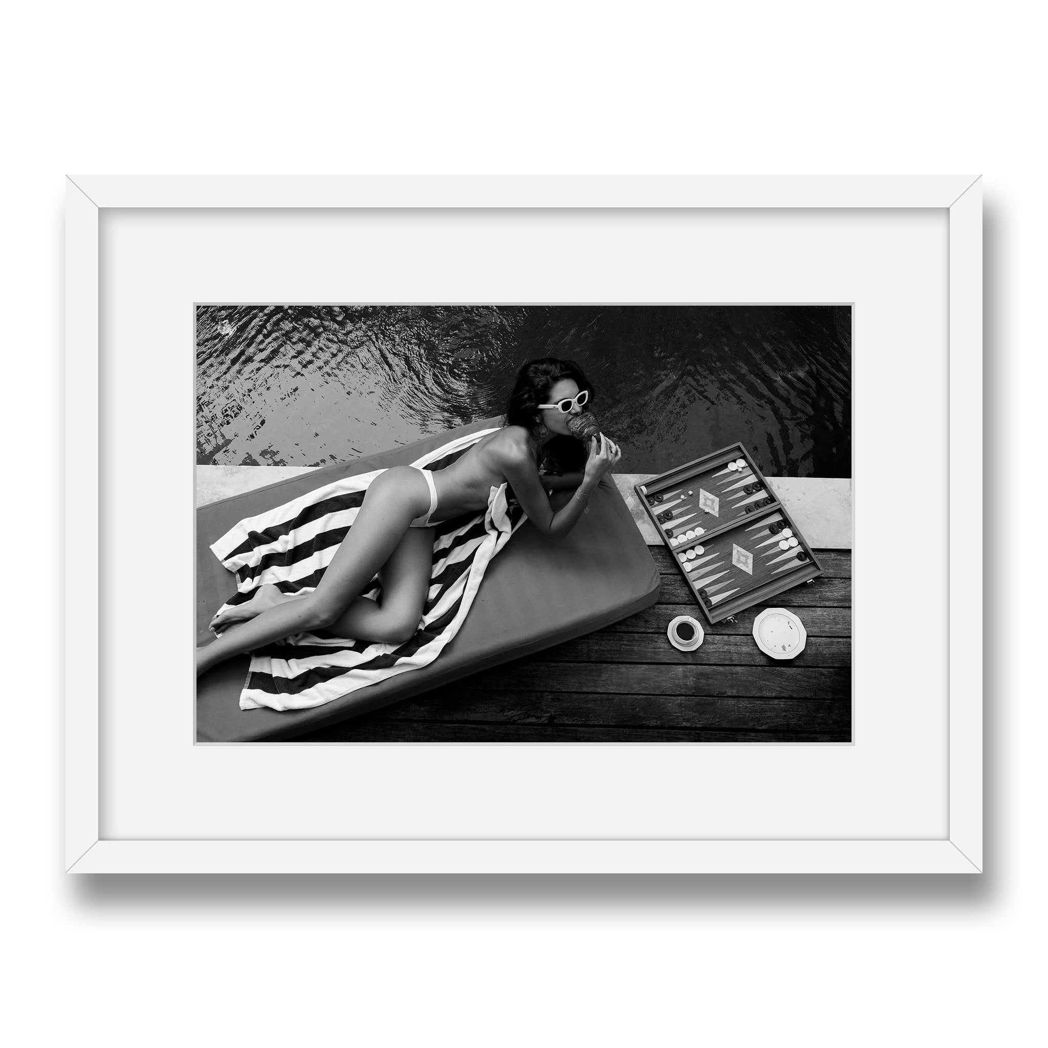 white~Medium