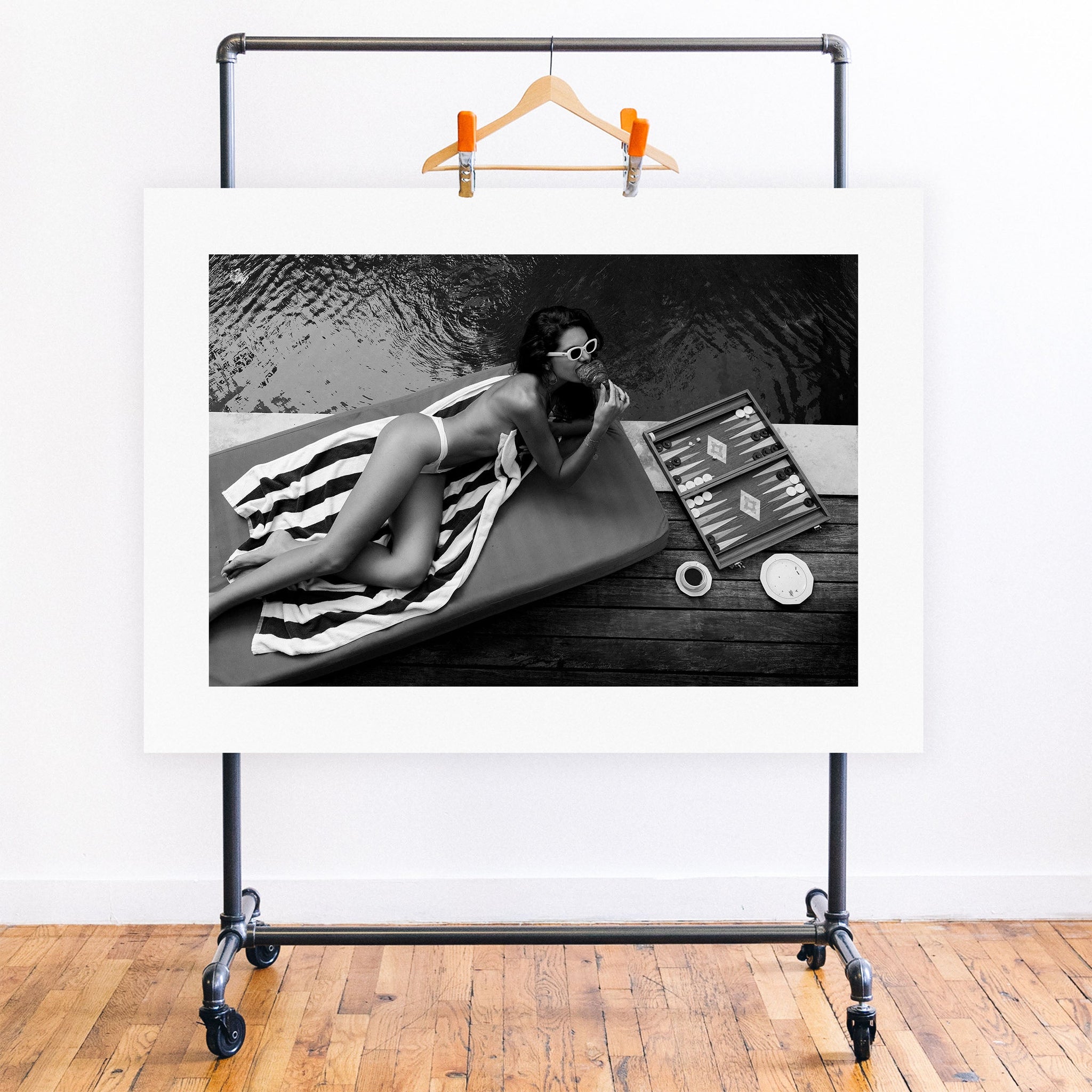 no frame~Executive
