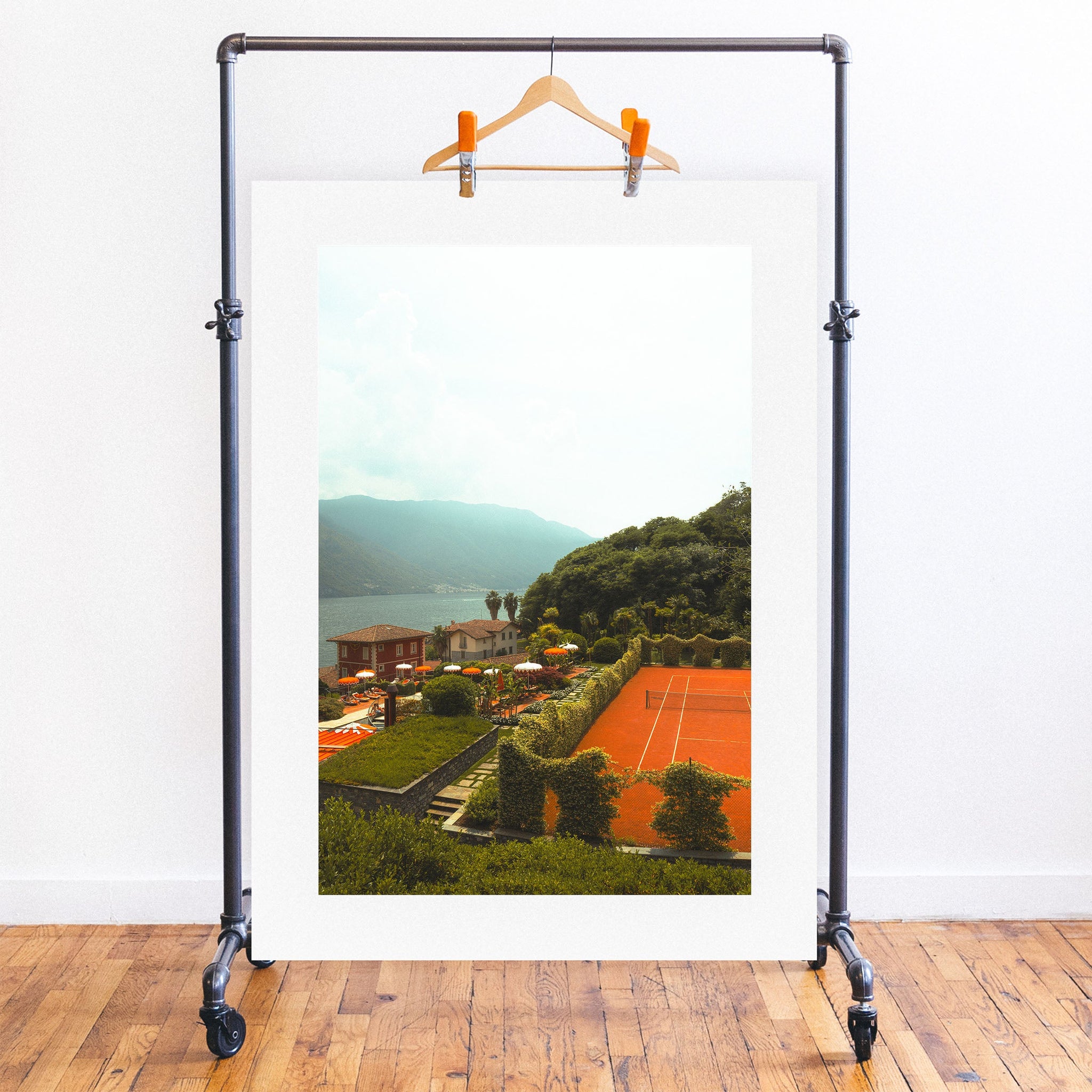 no frame~Executive