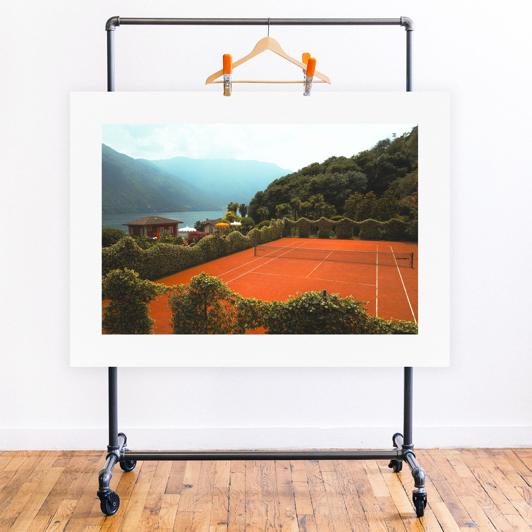 no frame~Executive
